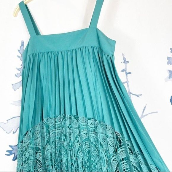 NWT Anthropologie Geisha Designs Pleated Lace Maxi Dress Teal Size S - Picture 7 of 12